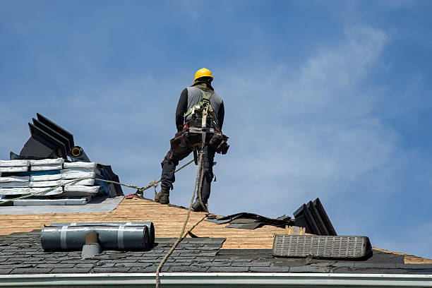 Professional Metal Roofing technician working in Centreville, MI